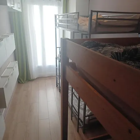 Privat bolig Seul En Supplement Ou Dortoir Mixte Roquemaure (Gard)